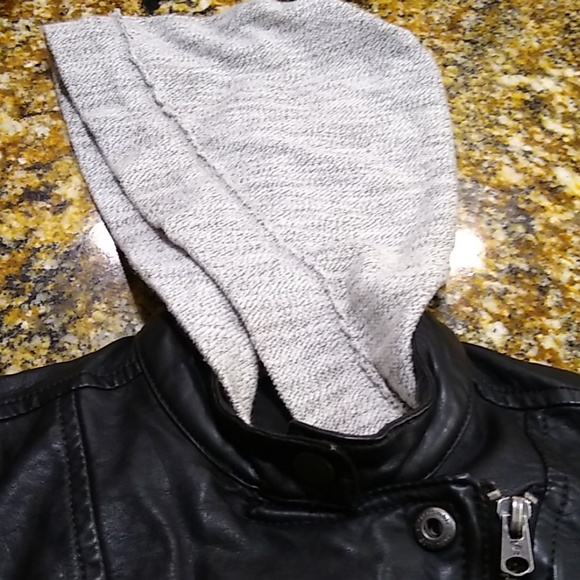 Abercrombie jacket - Picture 5 of 5